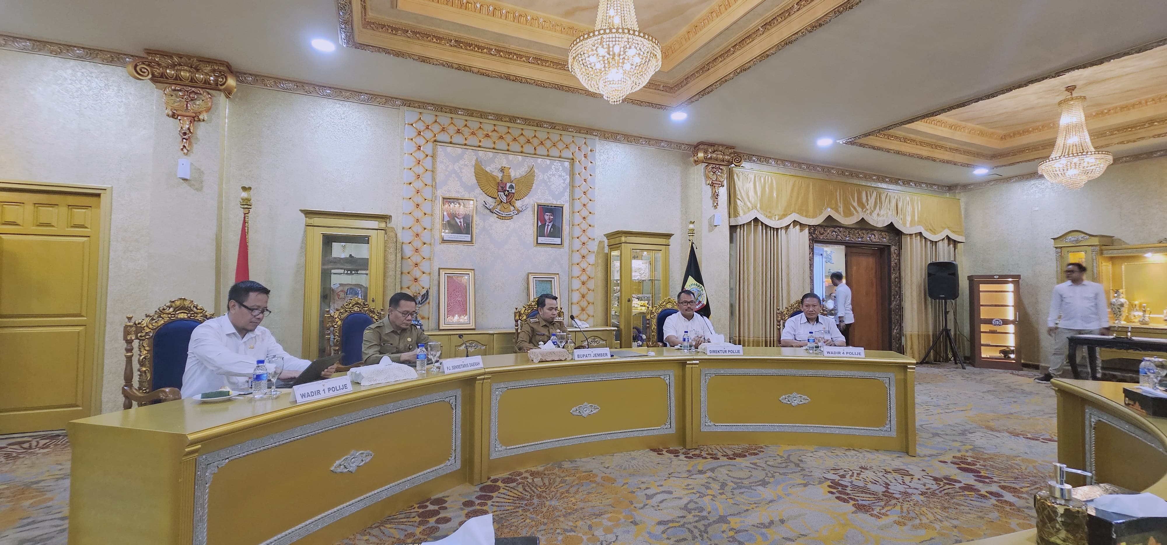 Polije & Pemkab Jember Jalin Kerja Sama Strategis Tekan Angka Kemiskinan & Bangun Kedaulatan Pangan thumbnail